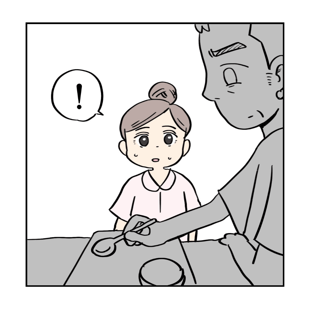 驚いたような看護師